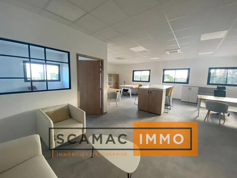 Bureau dans Vedène à louer - Photo de l’immeuble – Image 3 sur 3