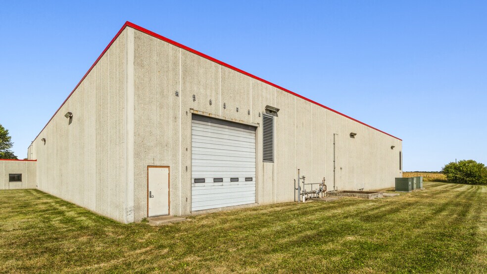 1930 N Montgomery Rd, Greensburg, IN à louer - Photo de l’immeuble – Image 3 sur 6