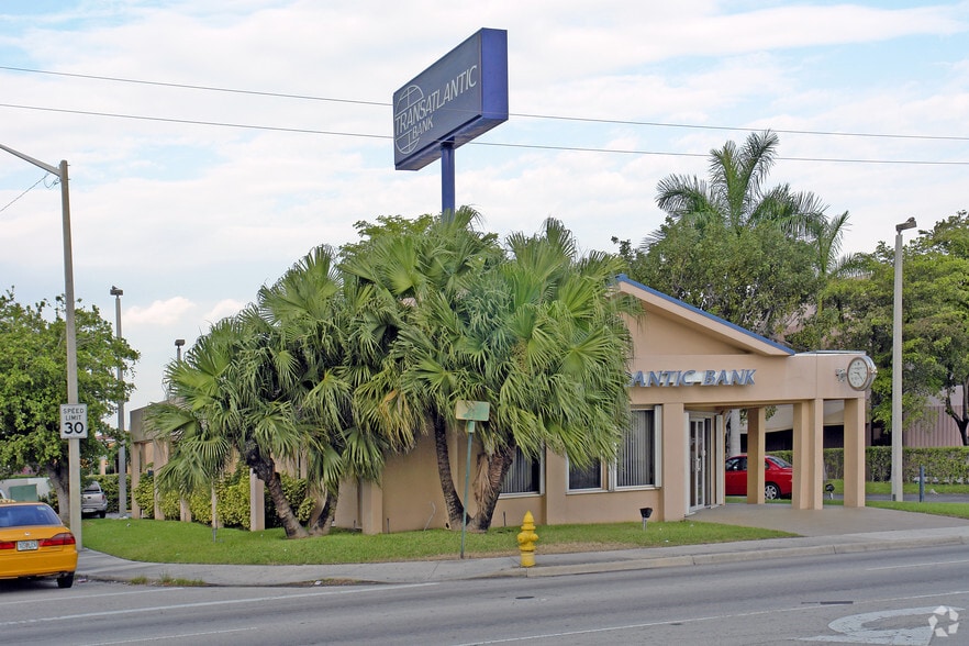 102 NW 37th Ave, Miami, FL à vendre - Photo de l’immeuble – Image 2 sur 2