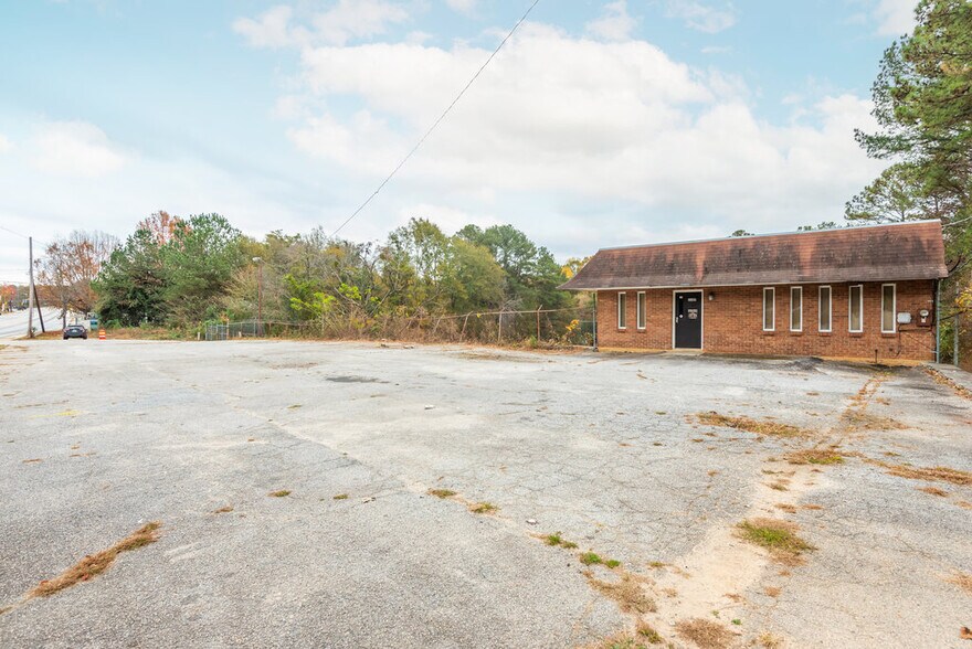 2680 Martin Luther King Jr Dr SW, Atlanta, GA à vendre - Photo de l’immeuble – Image 3 sur 30