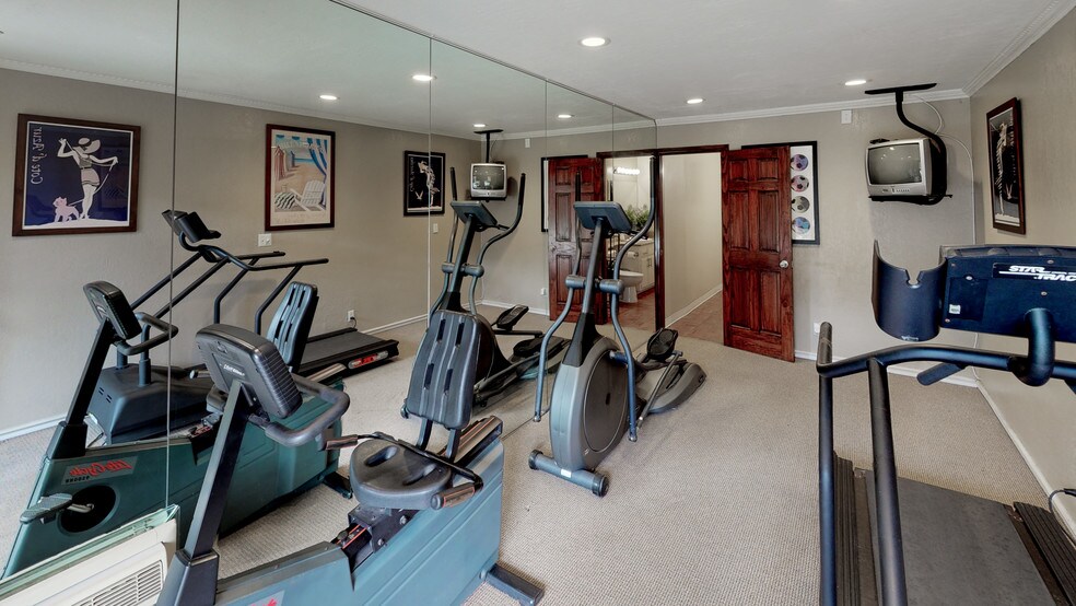 12381 Arrowhead St, Stanton, CA à vendre - Numérisation 3D Matterport – Image 2 sur 34
