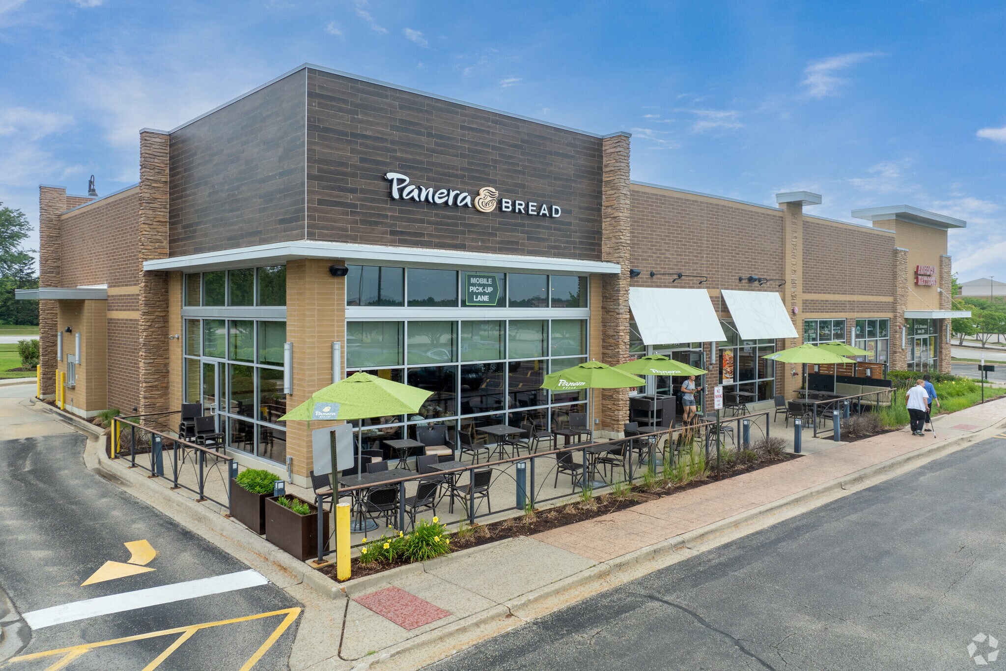 447 N Milwaukee Ave, Vernon Hills, IL à louer Photo de l’immeuble– Image 1 sur 6