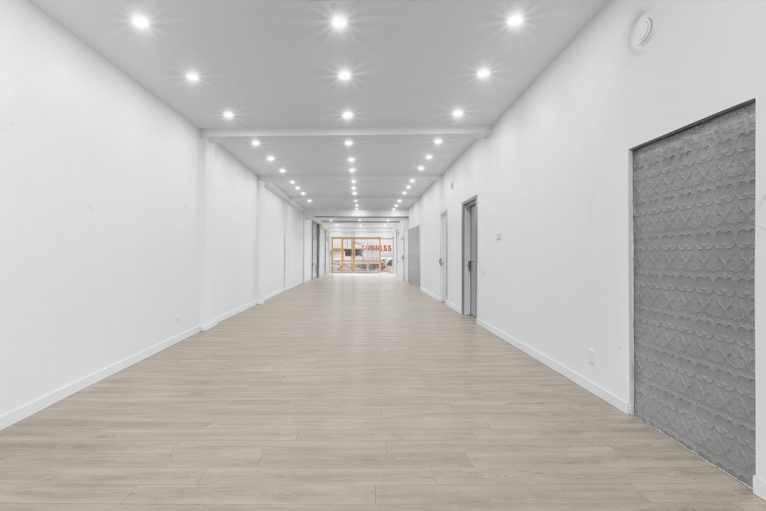 845-865 St Notre-Dame O, Montréal, QC à louer Photo intérieure– Image 1 sur 6