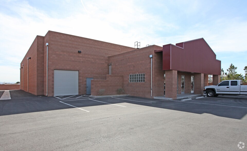 2781 N Lamb Blvd, Las Vegas, NV à louer - Photo de l’immeuble – Image 3 sur 52