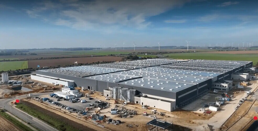 Industriel/Logistique dans Ablaincourt-Pressoir à louer - Photo de l’immeuble – Image 2 sur 6