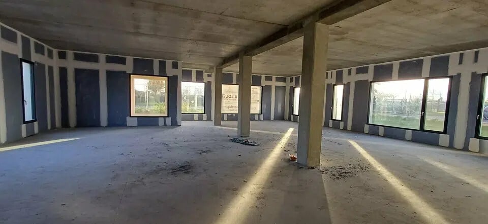Bureau dans Bretteville-sur-Odon à louer - Photo de l’immeuble – Image 2 sur 16