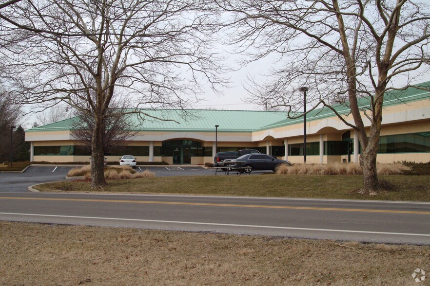 1407-1439 Research Park Dr, Dayton, OH à louer - Photo de l’immeuble – Image 3 sur 13