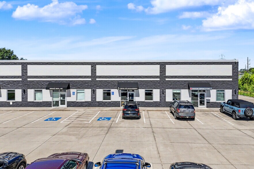 3430 SE Destination Dr, Grimes, IA à louer - Photo de l’immeuble – Image 2 sur 7