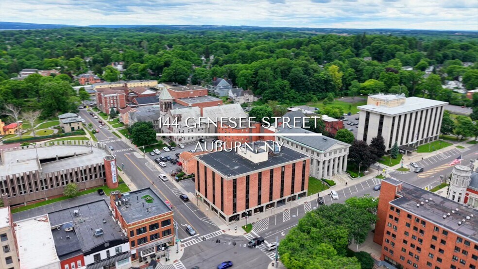 144 Genesee St, Auburn, NY à vendre - Vidéo sur l’annonce professionnelle – Image 2 sur 17