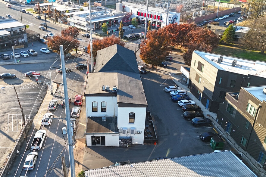 1000 Main St, Nashville, TN à louer - Photo de l’immeuble – Image 3 sur 13