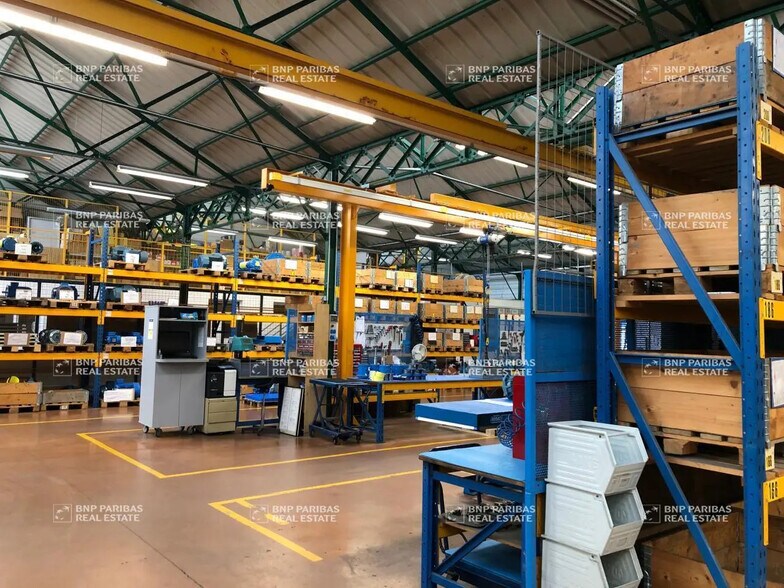 Local d’activités dans Bagnolet à louer - Photo de l’immeuble – Image 3 sur 13