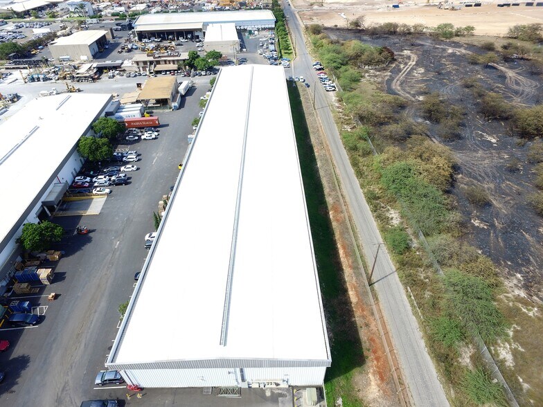 91-041 Malakole St, Kapolei, HI à louer - Photo de l’immeuble – Image 3 sur 3