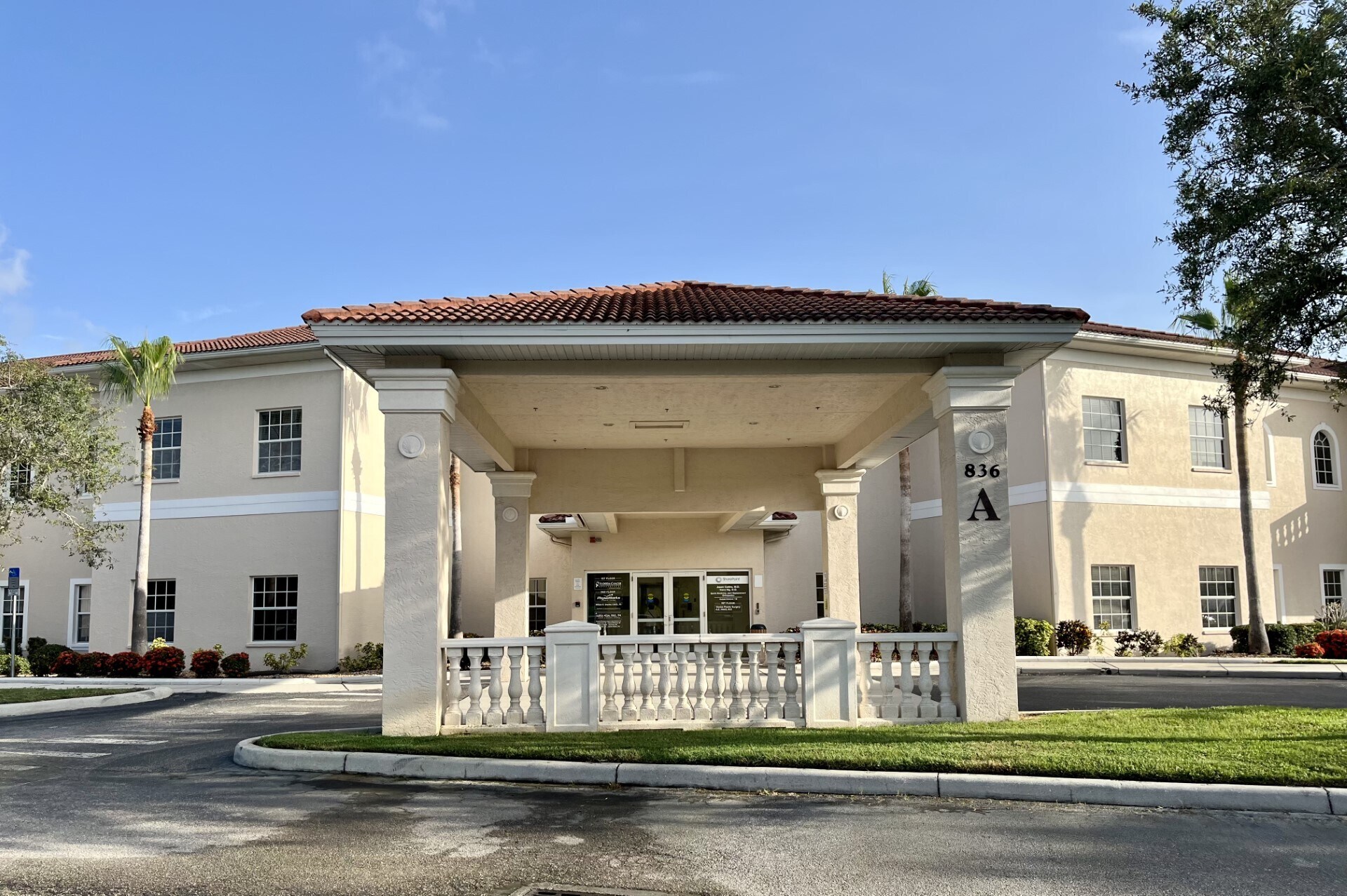 836 Sunset Lake Blvd, Venice, FL à vendre Photo de l’immeuble– Image 1 sur 9