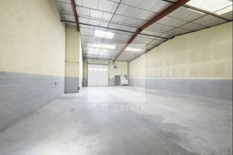 33 Rue Des Bruyères, Pusignan à louer - Photo intérieure – Image 3 sur 12