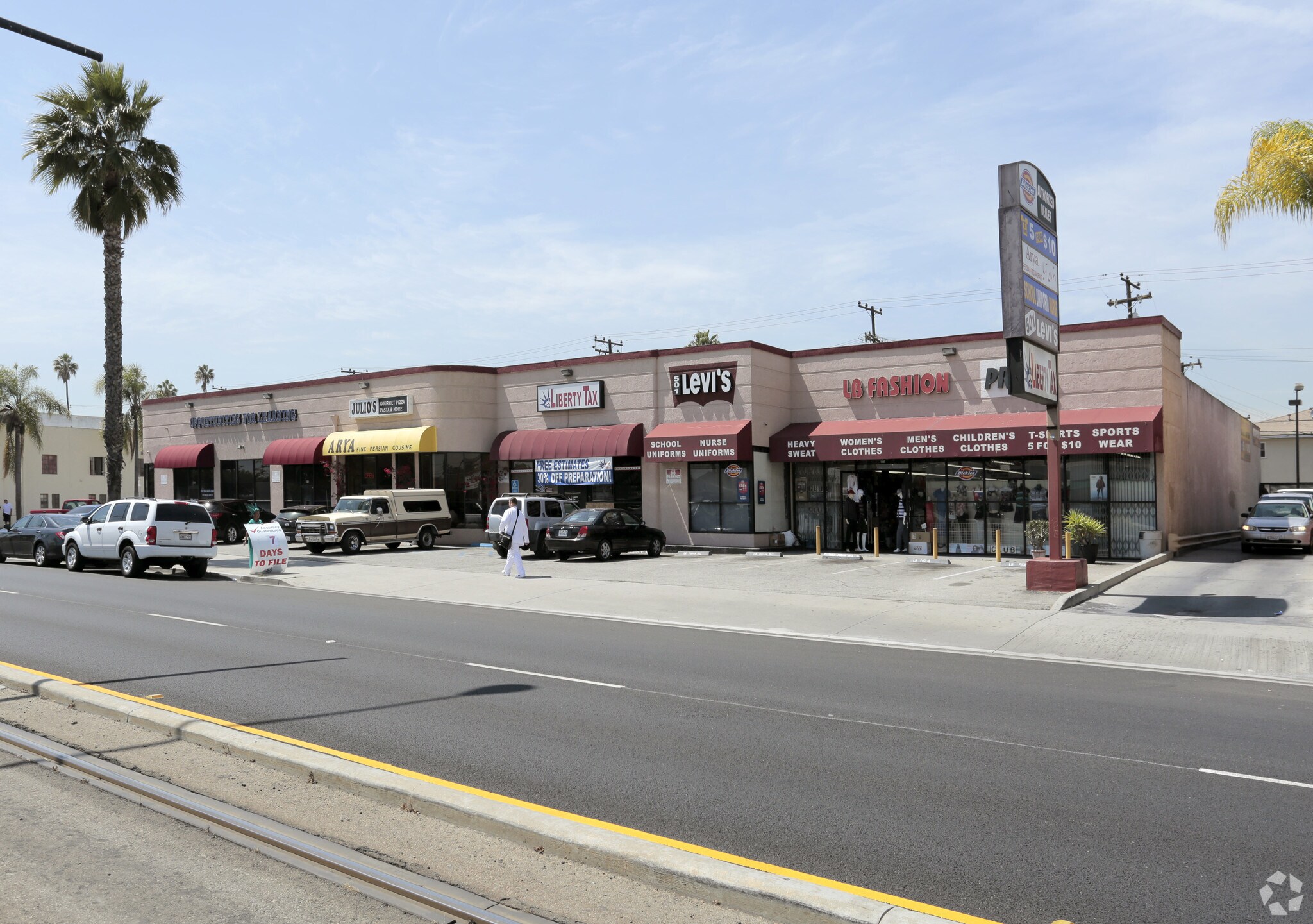 2501-2519 N Long Beach Blvd, Long Beach, CA à louer Photo principale– Image 1 sur 7