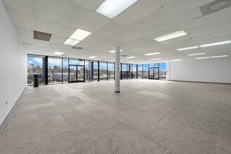 3742 Durham Chapel Hill Blvd, Durham, NC à louer Photo intérieure– Image 2 sur 9