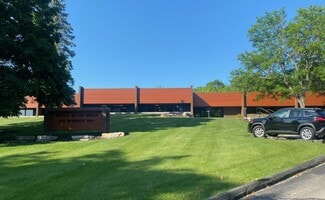 Plus de détails pour 165 Bishops Way, Brookfield, WI - Bureau, Bureau/Médical à louer