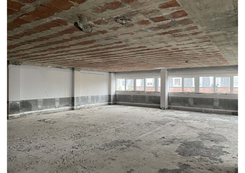 26-27 Victoria Rd, Surbiton à vendre - Photo intérieure – Image 2 sur 2