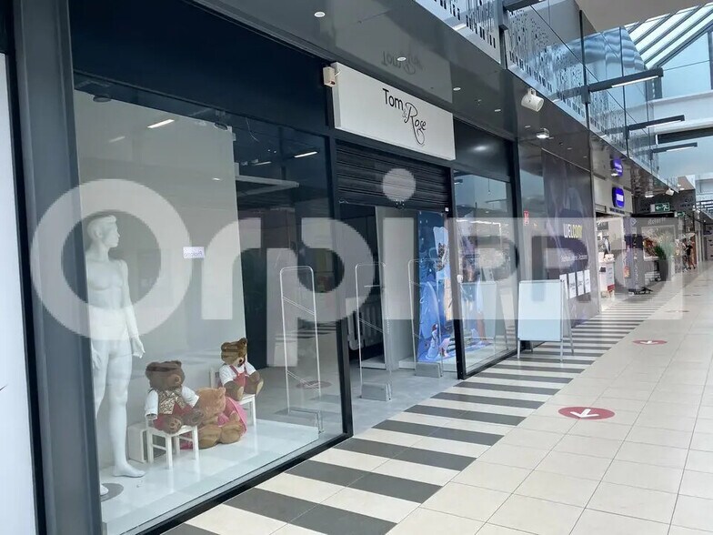 Local commercial dans Nevers à louer - Photo de l’immeuble – Image 2 sur 12