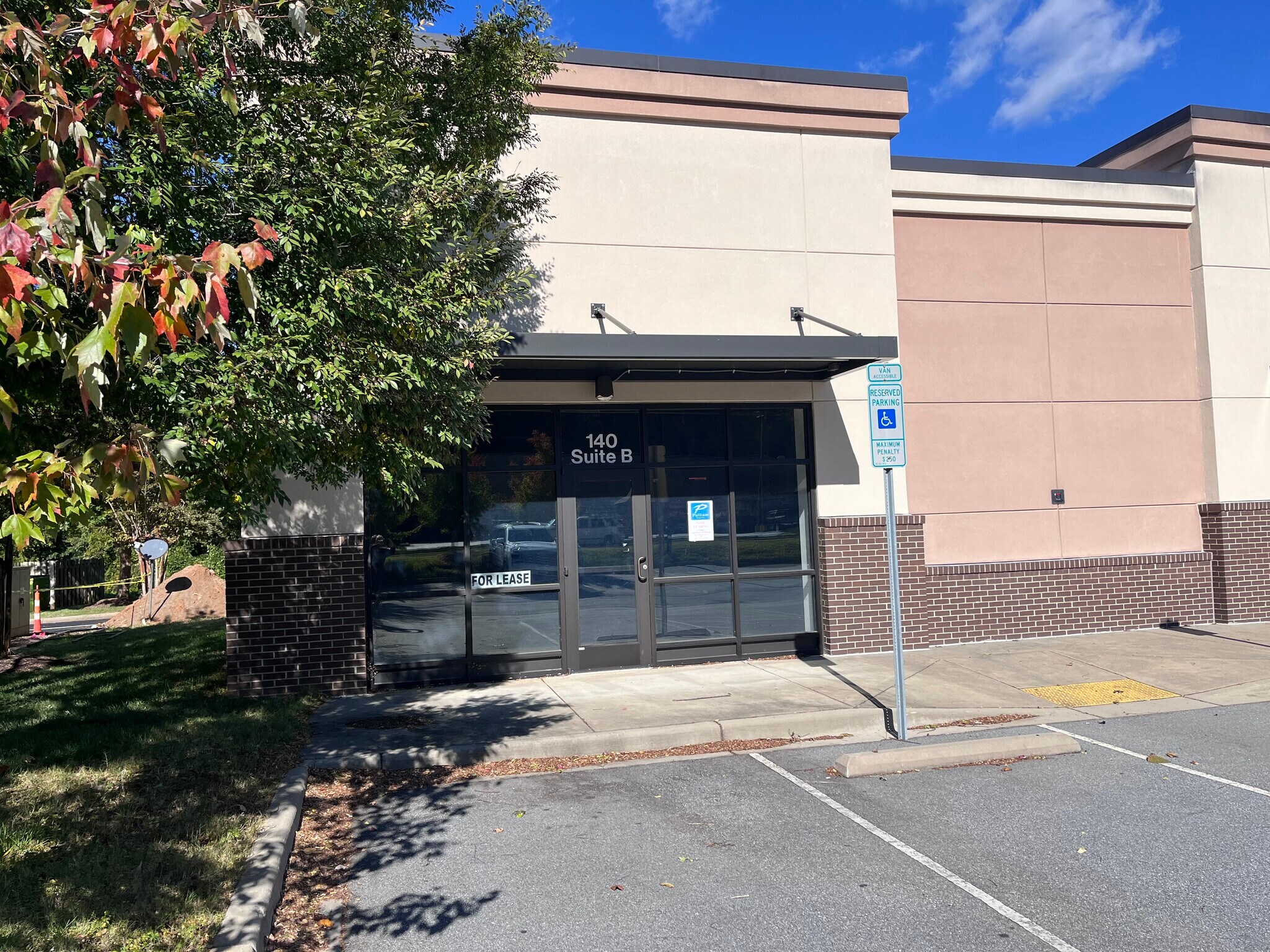 140 W Mills St, Columbus, NC à louer Photo intérieure– Image 1 sur 6