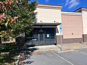 140 W Mills St, Columbus, NC à louer Photo intérieure– Image 1 sur 6