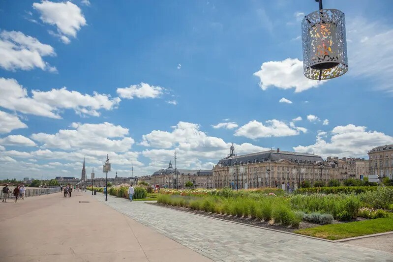 44 Quai Des Chartrons, Bordeaux à vendre Photo de l’immeuble– Image 1 sur 15