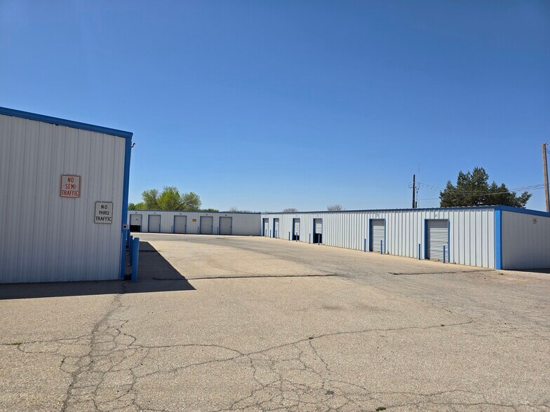1304 S 1st St, Artesia, NM à vendre - Photo de l’immeuble – Image 2 sur 3