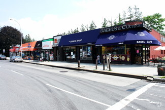 Plus de détails pour 18818 Union Tpke, Fresh Meadows, NY - Local commercial à louer
