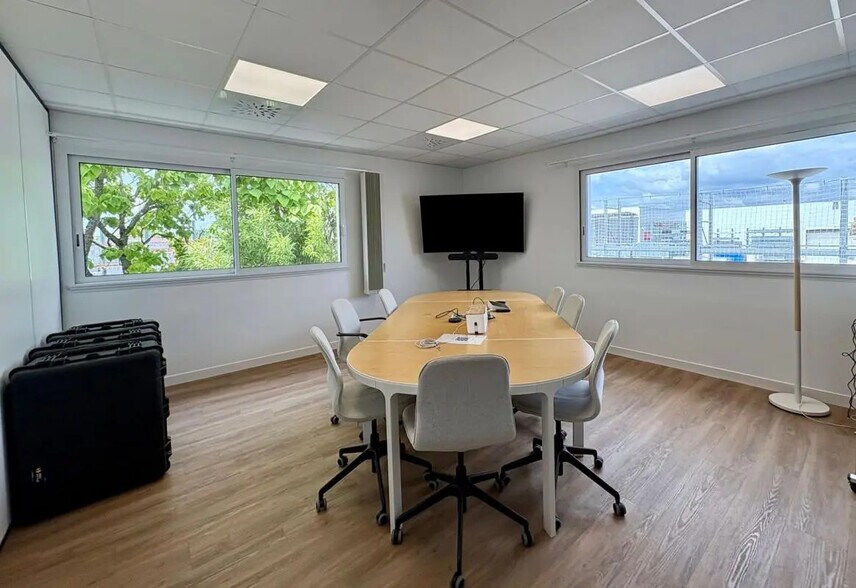 Bureau dans Nantes à louer - Photo de l’immeuble – Image 2 sur 21
