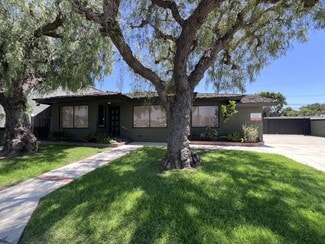 Plus de détails pour 4652 Katella Ave, Los Alamitos, CA - Bureau à louer