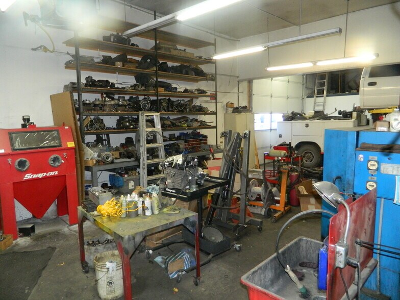 2013 S 6th St, Klamath Falls, OR à vendre - Photo de l’immeuble – Image 2 sur 9