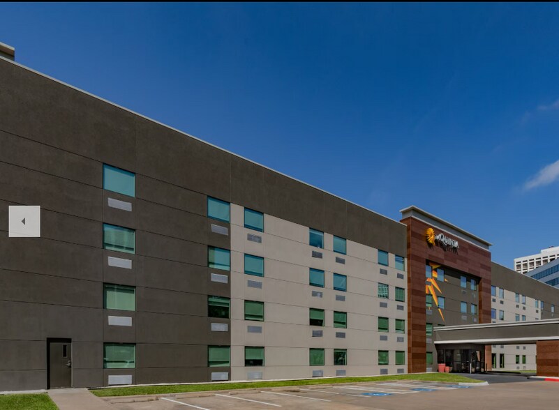 6790 Southwest Fwy, Houston, TX à vendre - Photo de l’immeuble – Image 3 sur 29