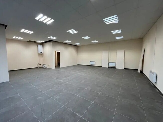 Plus de détails pour Bureau à louer