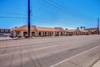 925 N Stapley Dr, Mesa, AZ à louer Photo de l’immeuble– Image 1 sur 11