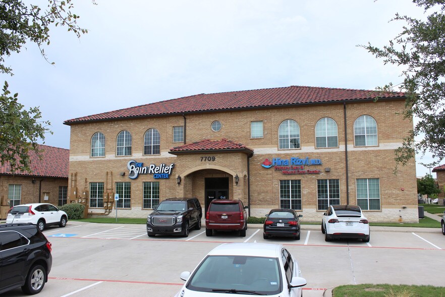 7709 San Jacinto Pl, Plano, TX à louer - Photo de l’immeuble – Image 2 sur 29