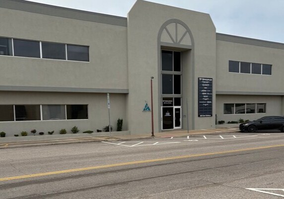 222 E Eufaula St, Norman, OK à louer - Photo de l’immeuble – Image 1 sur 14
