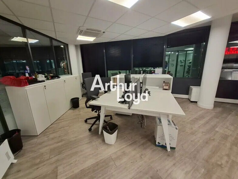 Bureau dans Nice à louer - Photo intérieure – Image 3 sur 12
