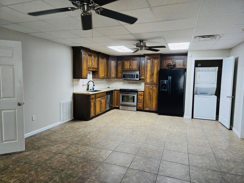 1050 John Mason Dr, Conway, AR à louer - Photo de l’immeuble – Image 3 sur 9