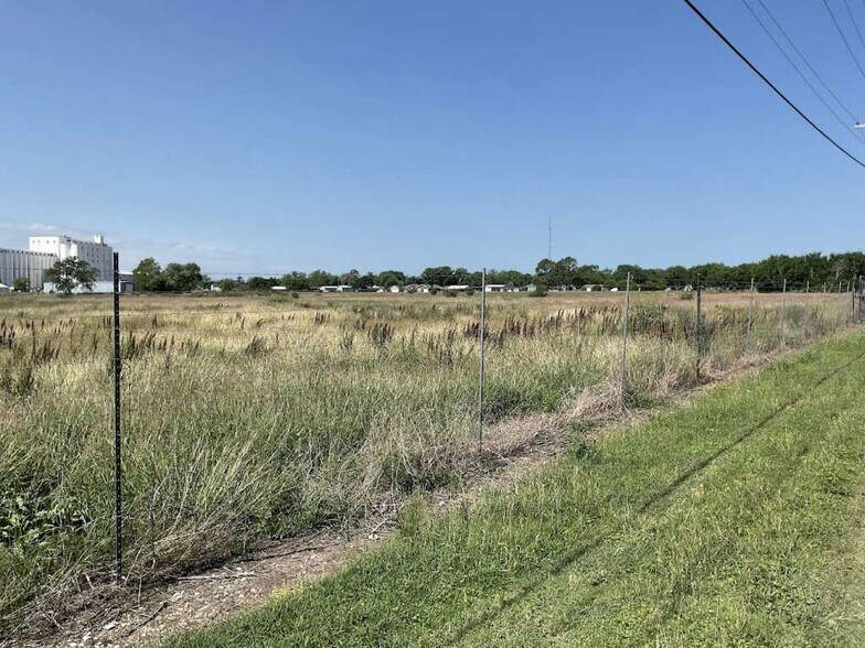 304 E York St, Ganado, TX à vendre - Photo de l’immeuble – Image 2 sur 4