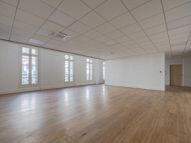 Plus de détails pour 34/36 Rue De La Republique, Marseille - Bureau à louer
