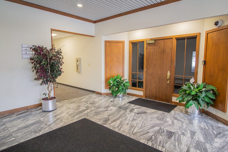 20 Madison Avenue Ext, Albany, NY à louer - Photo de l’immeuble – Image 3 sur 21