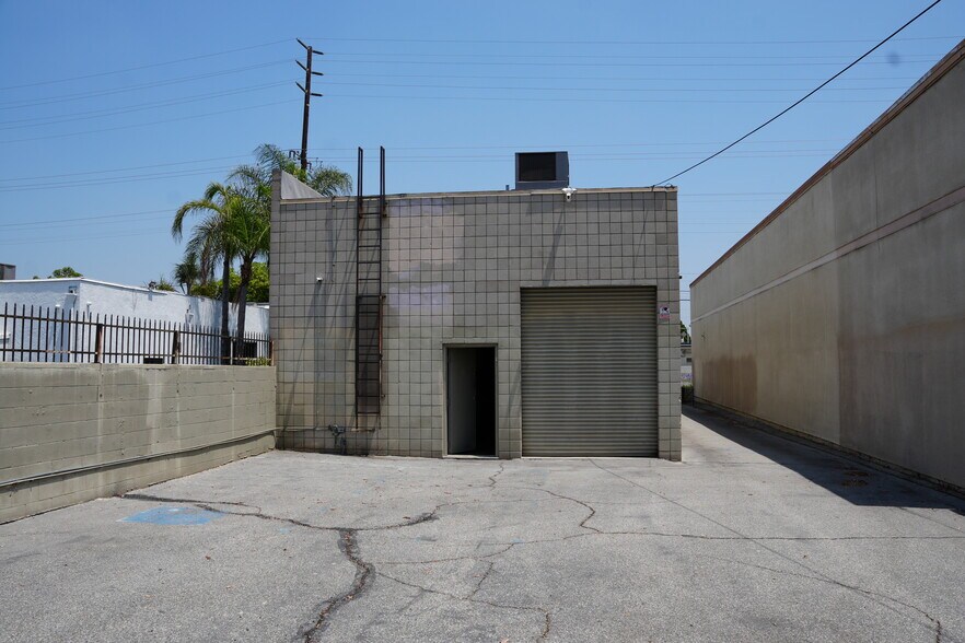 11841 S Downey Ave, Downey, CA à vendre - Photo de l’immeuble – Image 3 sur 12