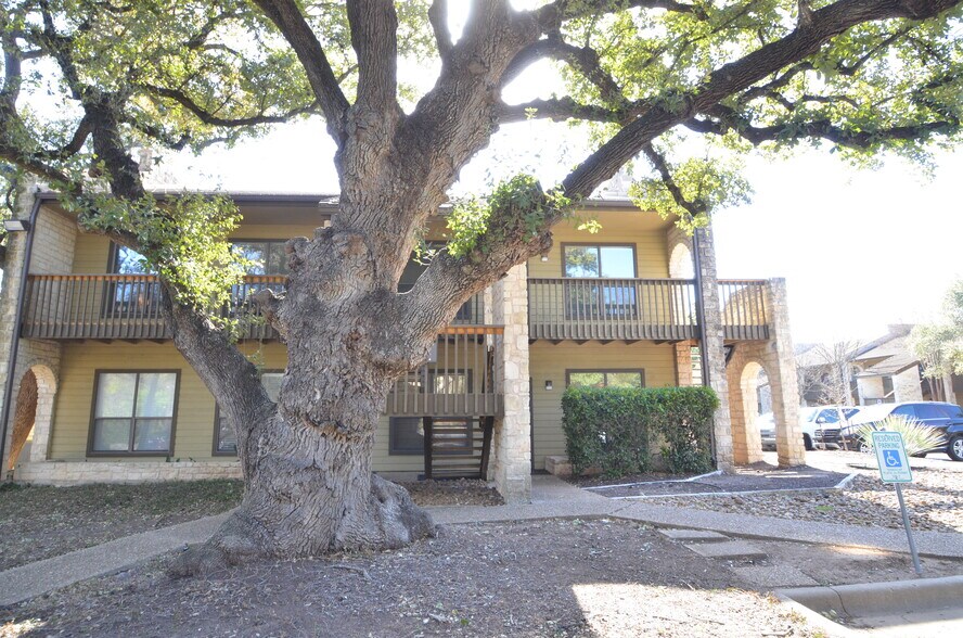 4131 Spicewood Springs Rd, Austin, TX à vendre - Photo de l’immeuble – Image 1 sur 6