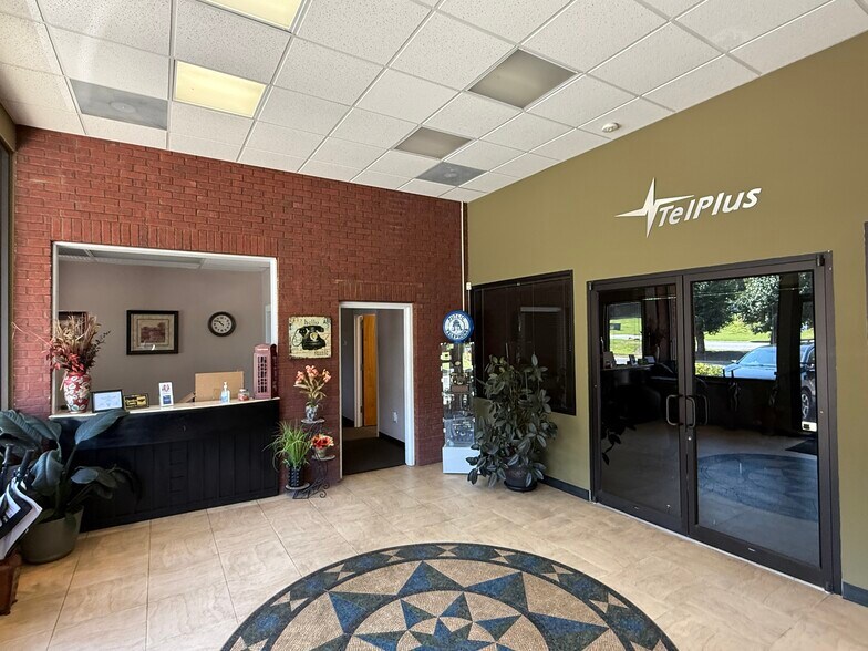 99 Grove Park Ln, Woodstock, GA à vendre - Photo de l’immeuble – Image 3 sur 29