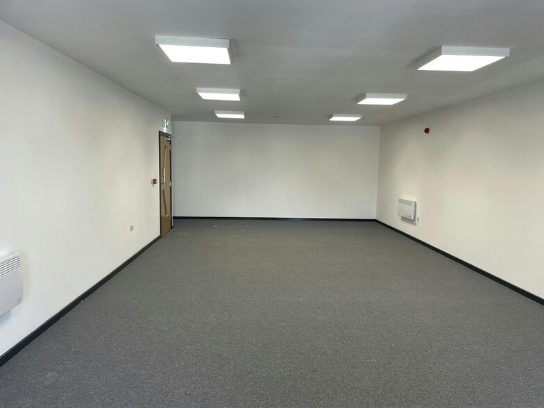 Greenside Way, Manchester à louer - Photo intérieure – Image 3 sur 11