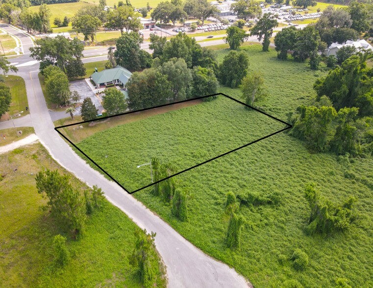 16404 NW 174th Dr, Alachua, FL à vendre - Photo de l’immeuble – Image 2 sur 21