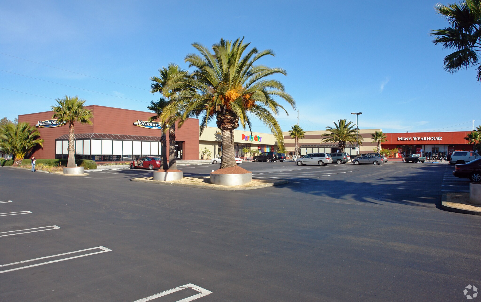 2020-2062 Redwood Hwy, Greenbrae, CA à louer Photo principale– Image 1 sur 4