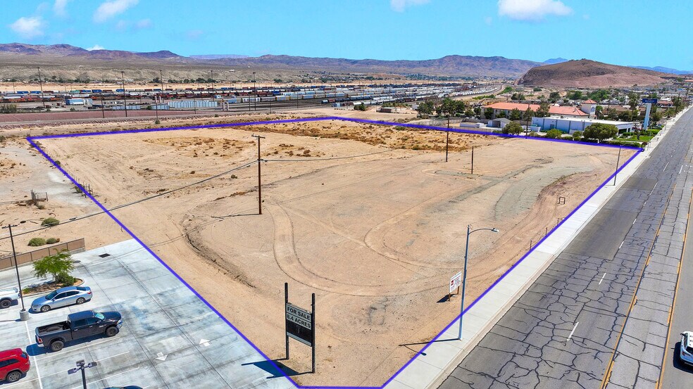 2041 W Main St, Barstow, CA à vendre - Photo de l’immeuble – Image 2 sur 8