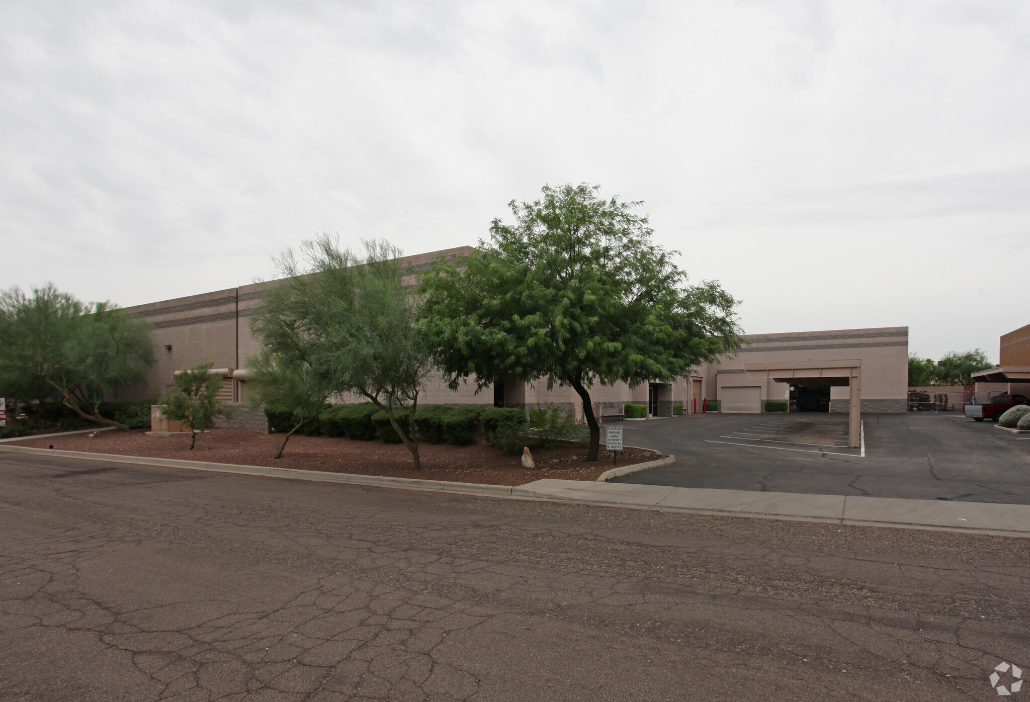 23640 N 35th Dr, Glendale, AZ à louer Photo de l’immeuble– Image 1 sur 8