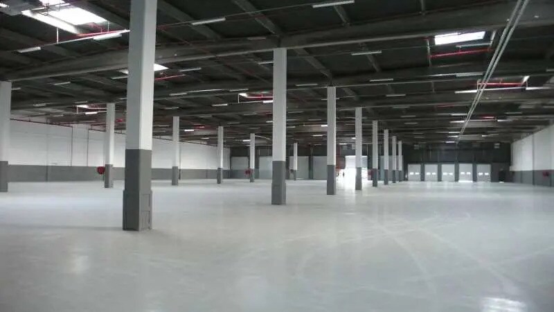 Industriel/Logistique dans Les Ulis à louer Photo de l’immeuble– Image 1 sur 1